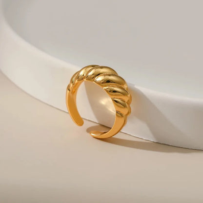Harp Ring