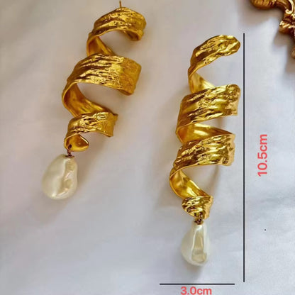 Prive Danglers