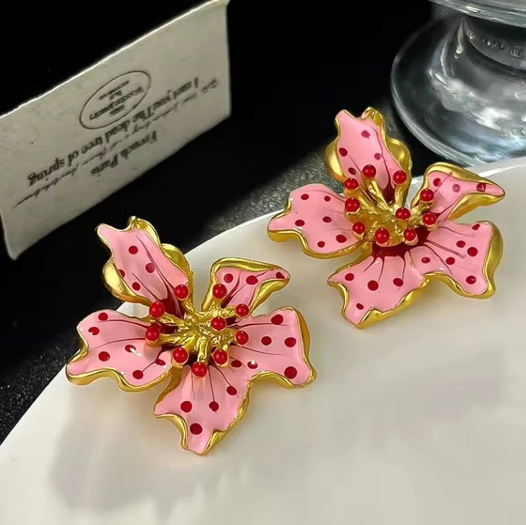 Pink Mood Studs