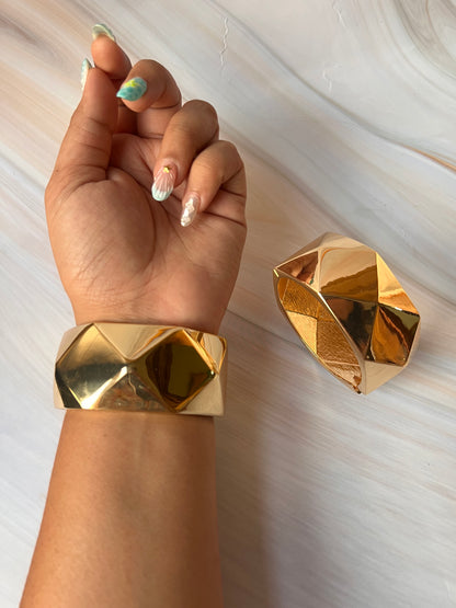Gnome Cuff