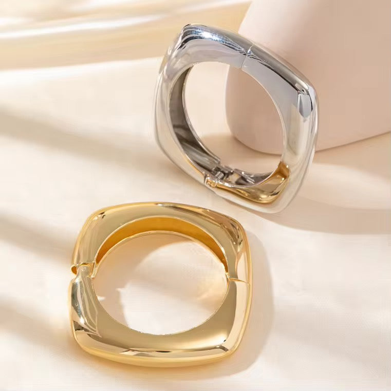Zeena Cuff