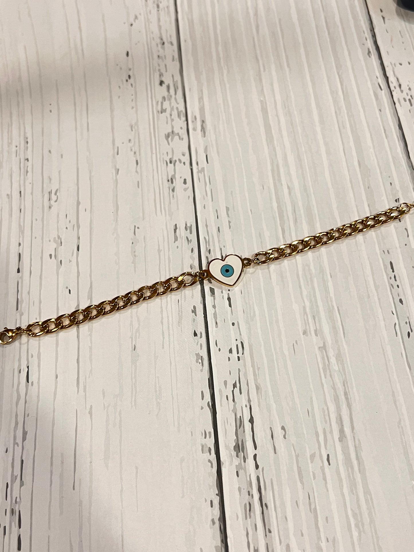 Heart Eye Bracelet (anti tarnish)