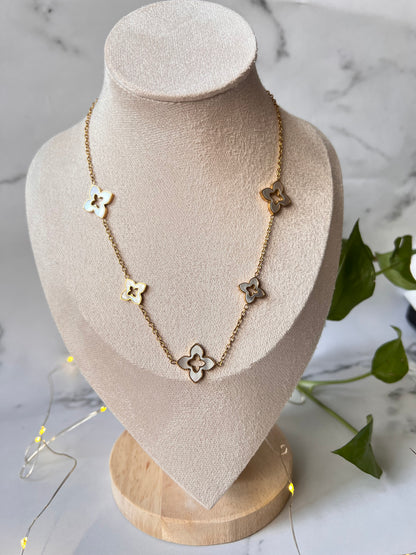 Clover MOP necklace