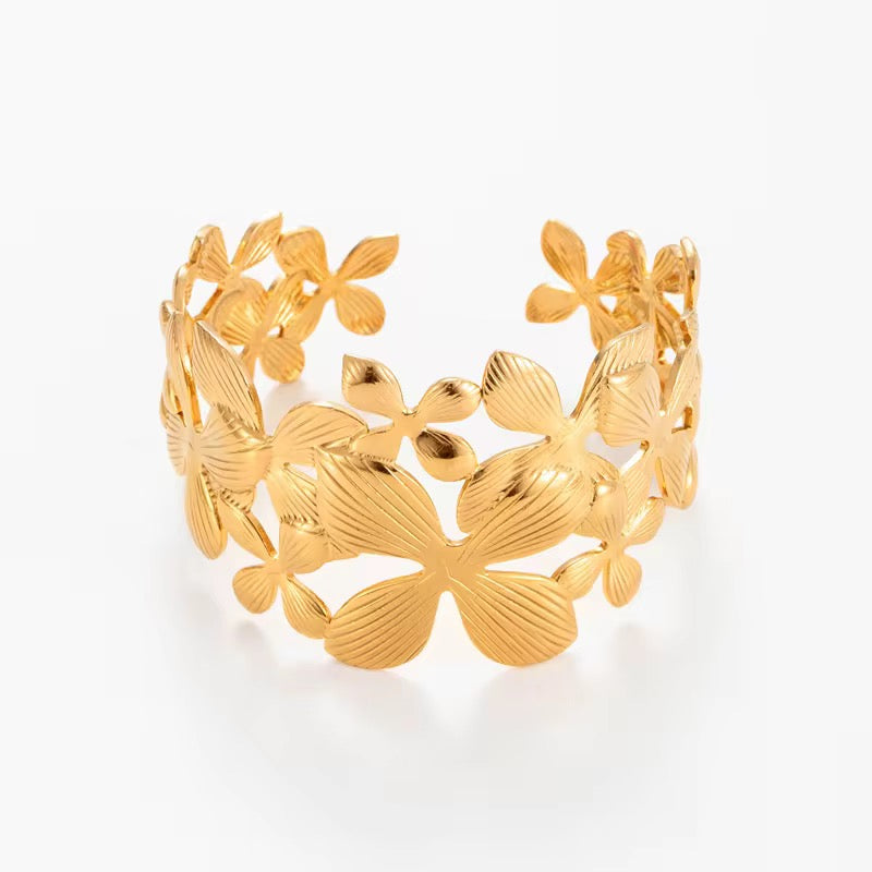 Lily Bloom Handcuff