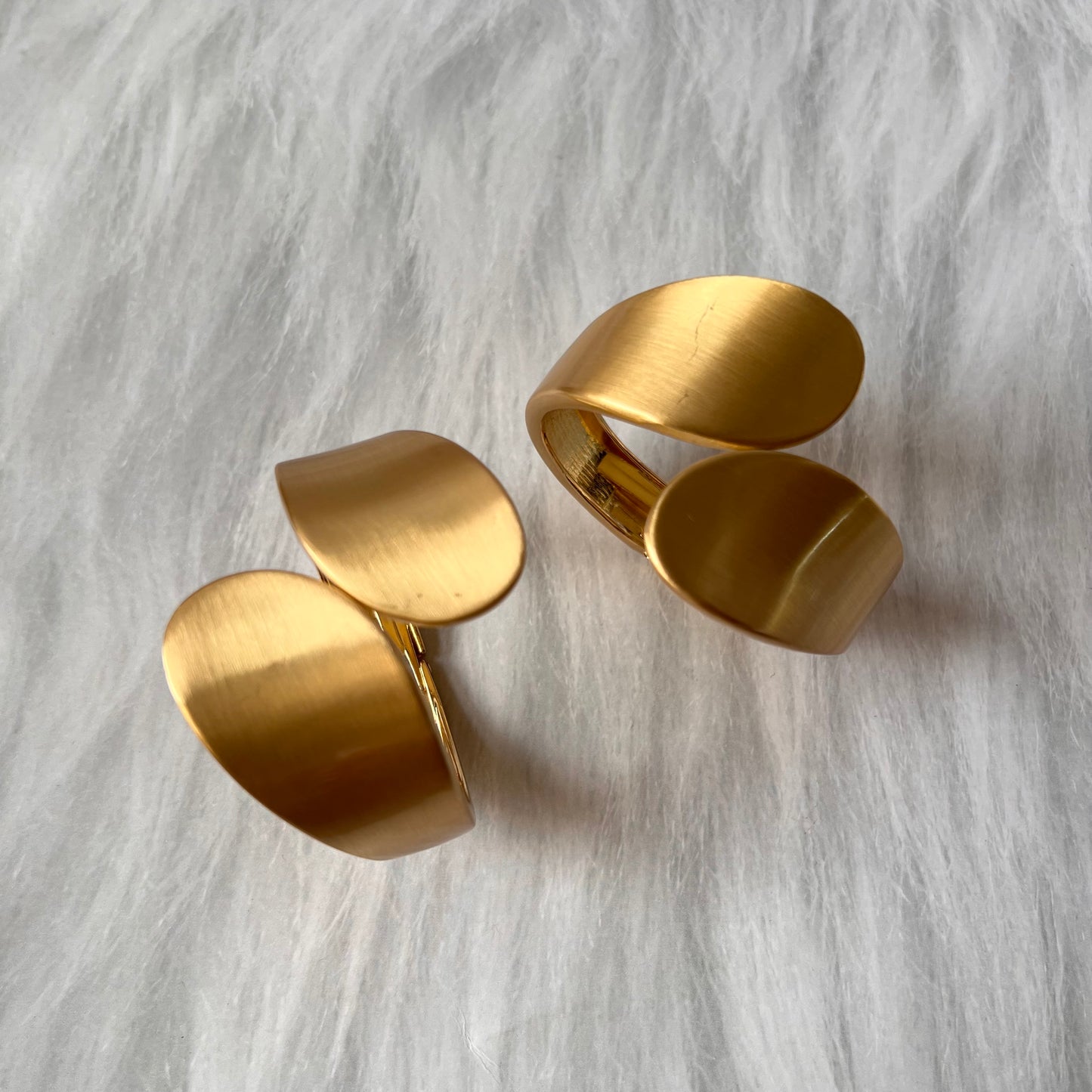 Shime Cuff