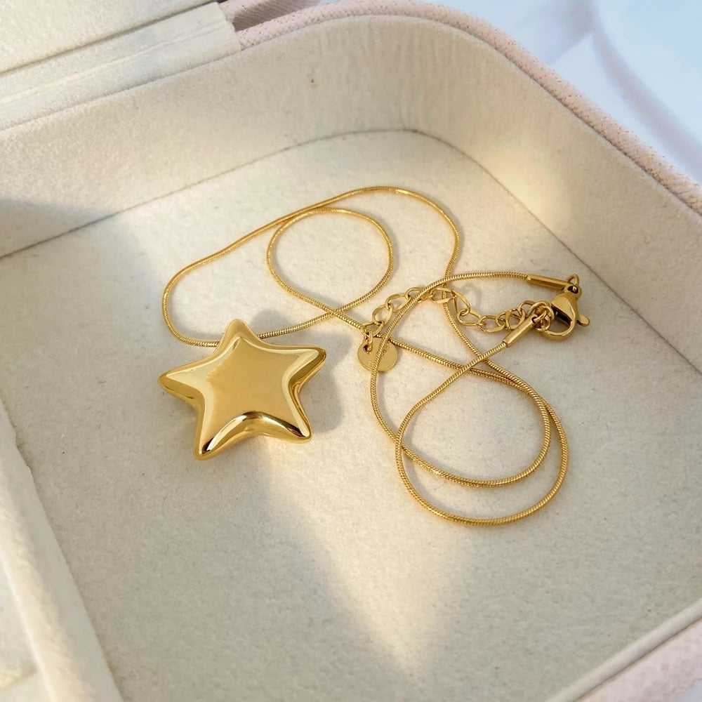 Stella Star Necklace