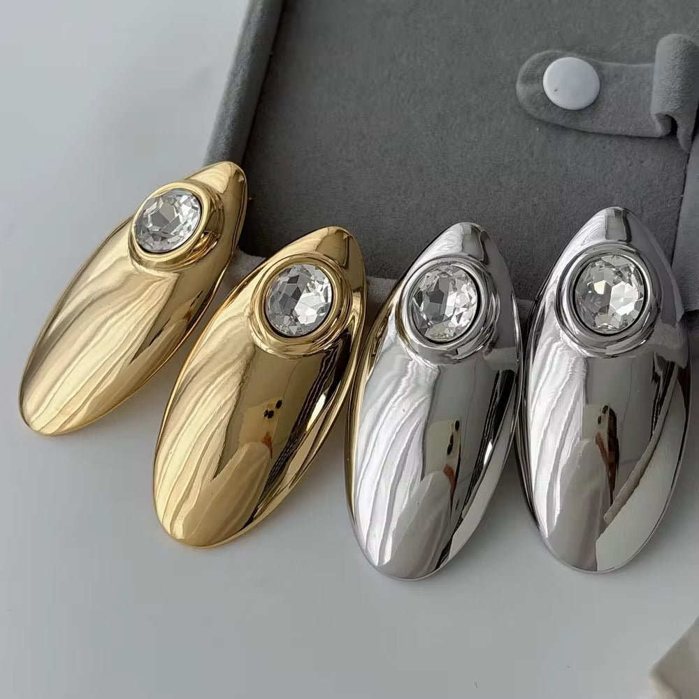 Stella Studs - Golden