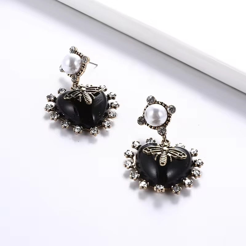 Vintage Bee Earring