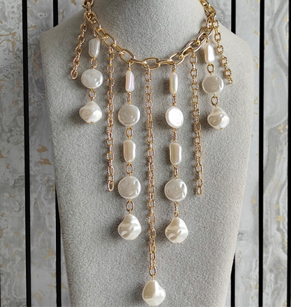 Moon Pearl Necklace