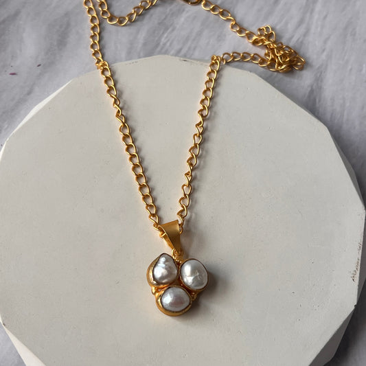 Mop Necklace