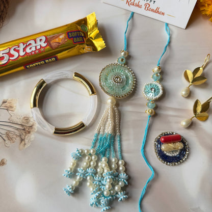 Love Rakhi set