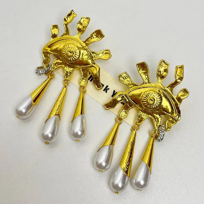 Amber Eye Danglers
