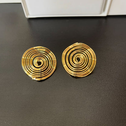 Twirl studs