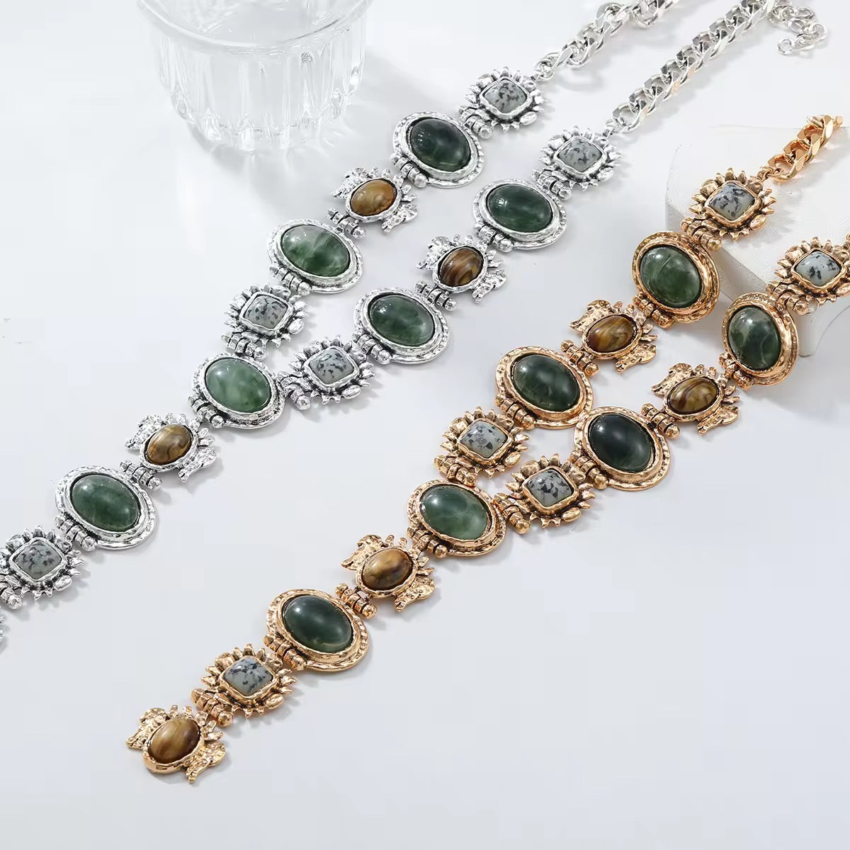 Heritage Queen Necklace
