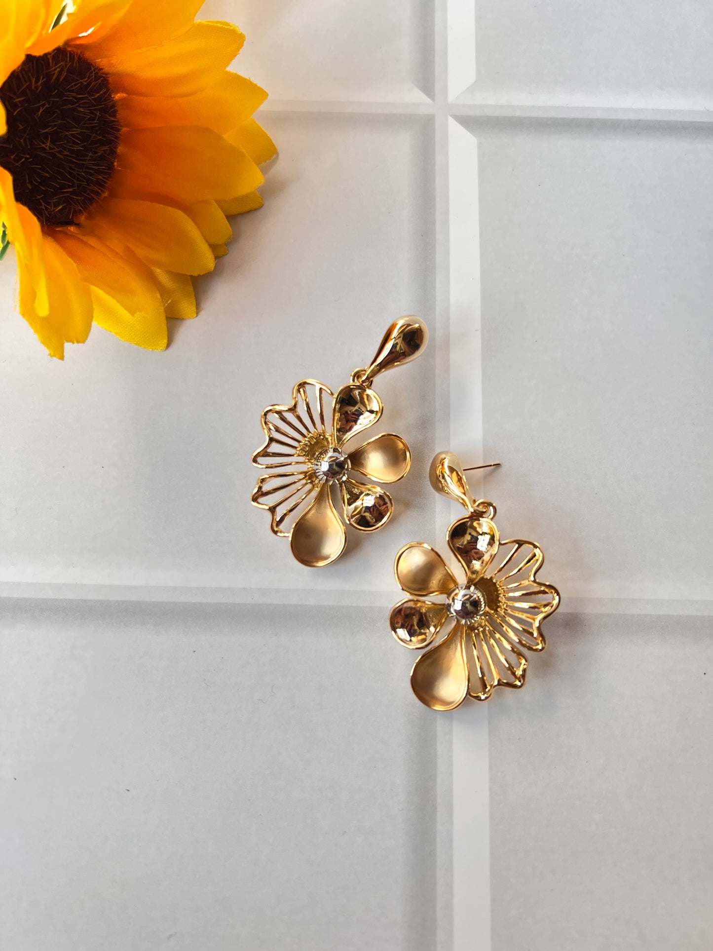 Masa Floral Earrings