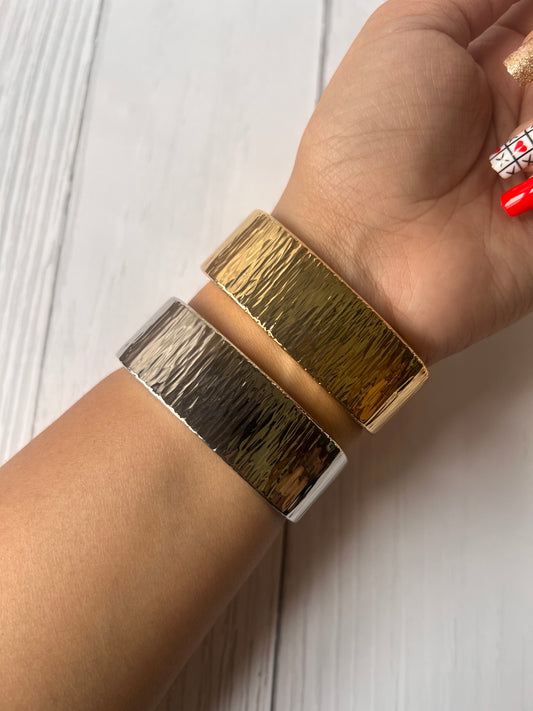 Isabella Hand Cuff