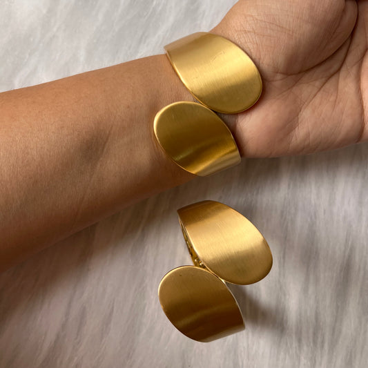 Shime Cuff