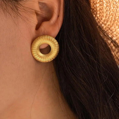 Circle Up Studs