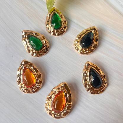 Tilak Studs