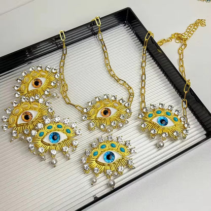 Dunk Eye Necklace
