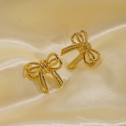 Double Bow Stud