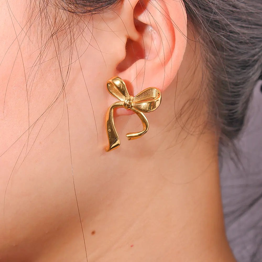 Shaila Bow Studs