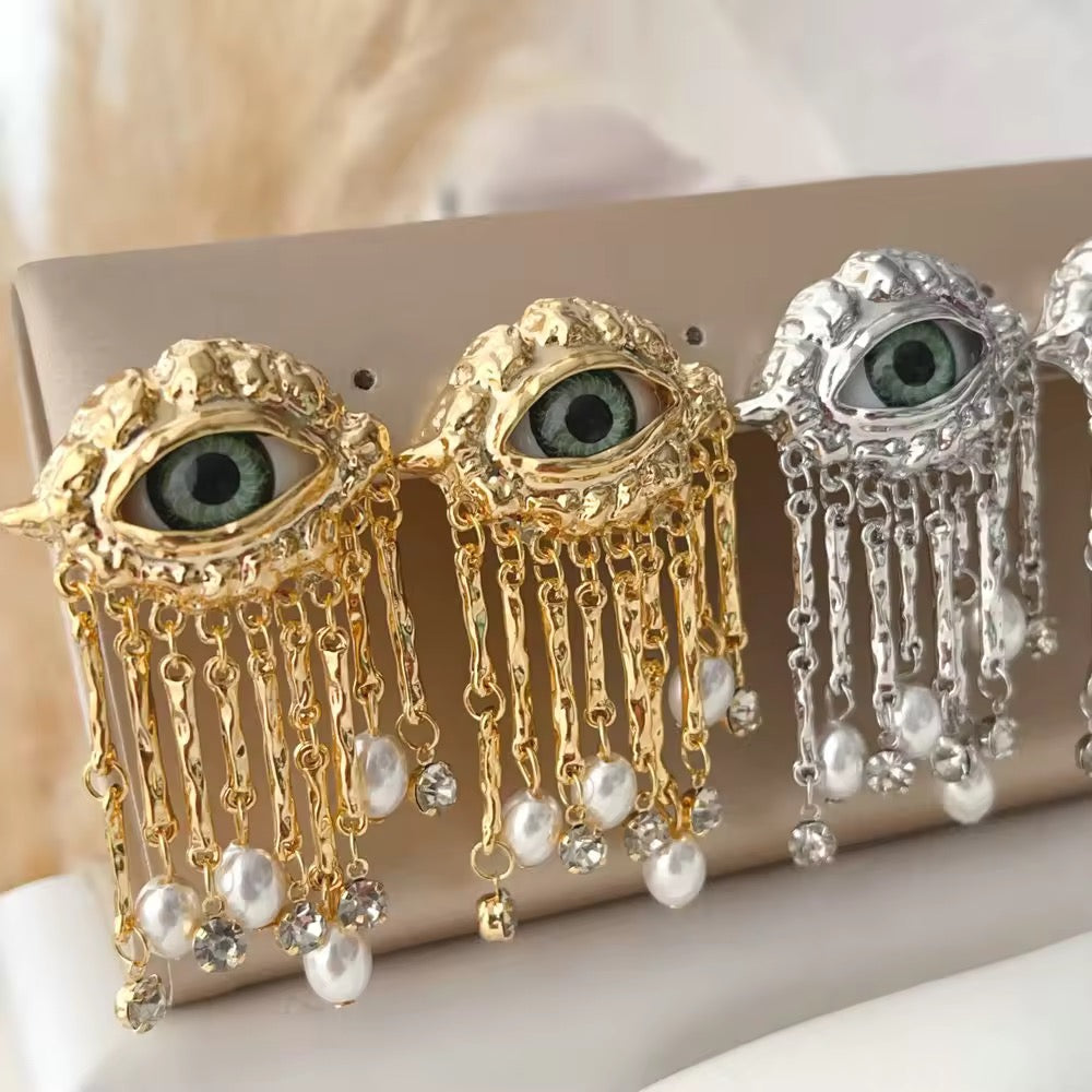 Kult Eye Danglers - Golden