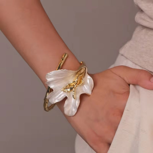 Pure Flower Cuff