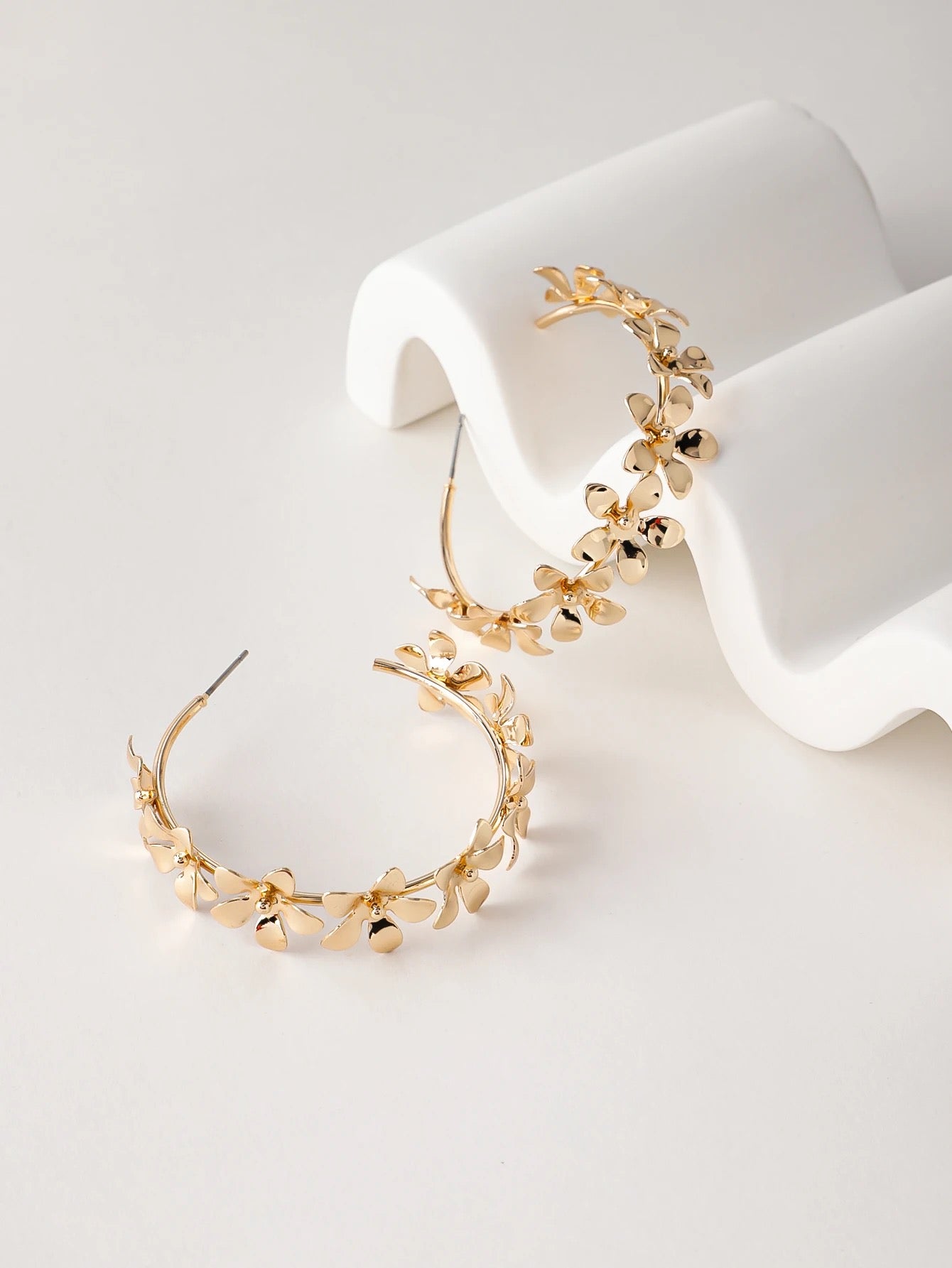 Flora Hoops