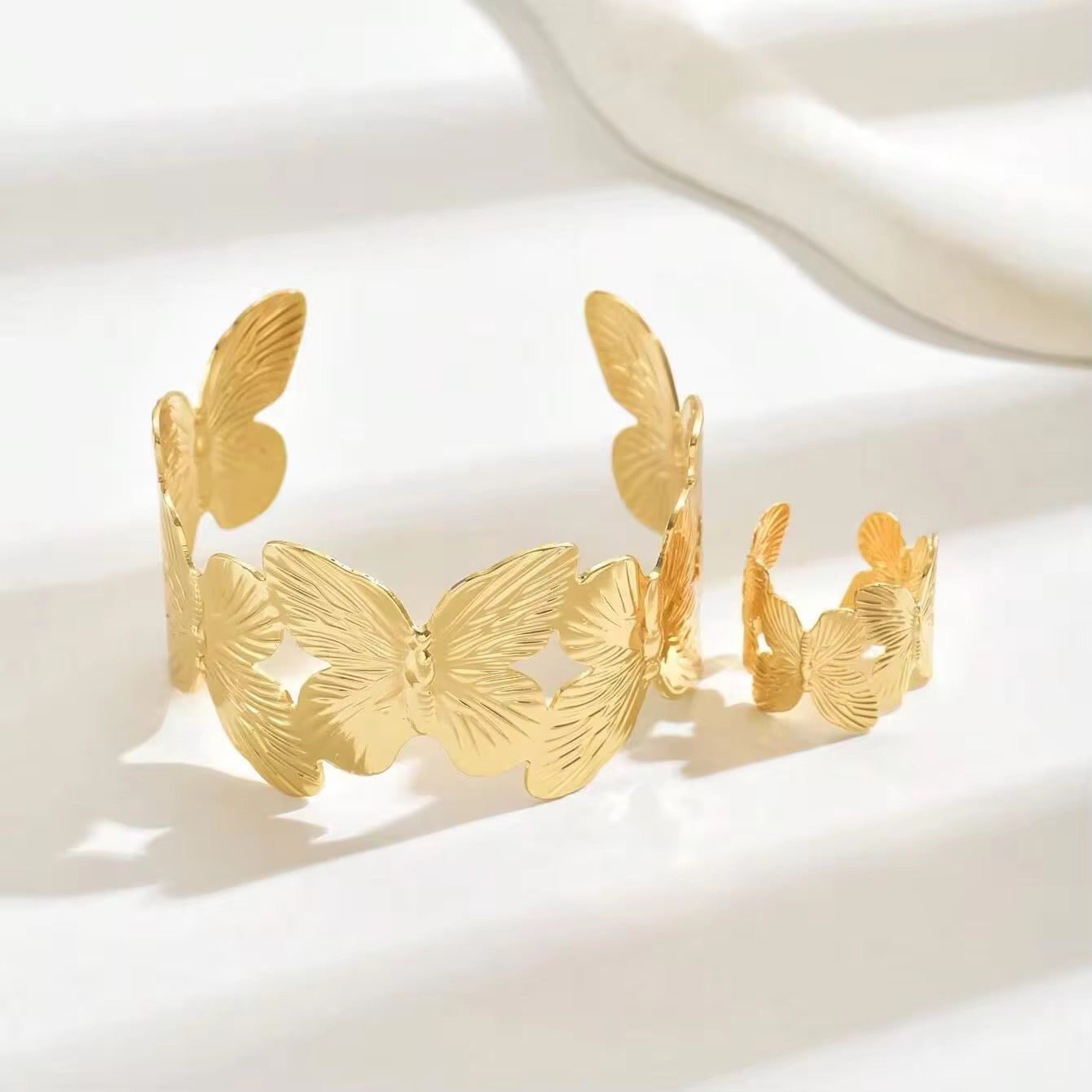 Becca Butterfly Set