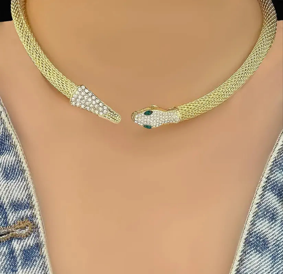 Serpent Hasli Choker