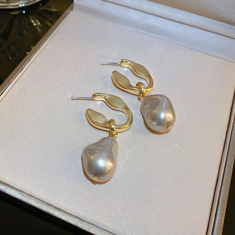 Olivia Earrings