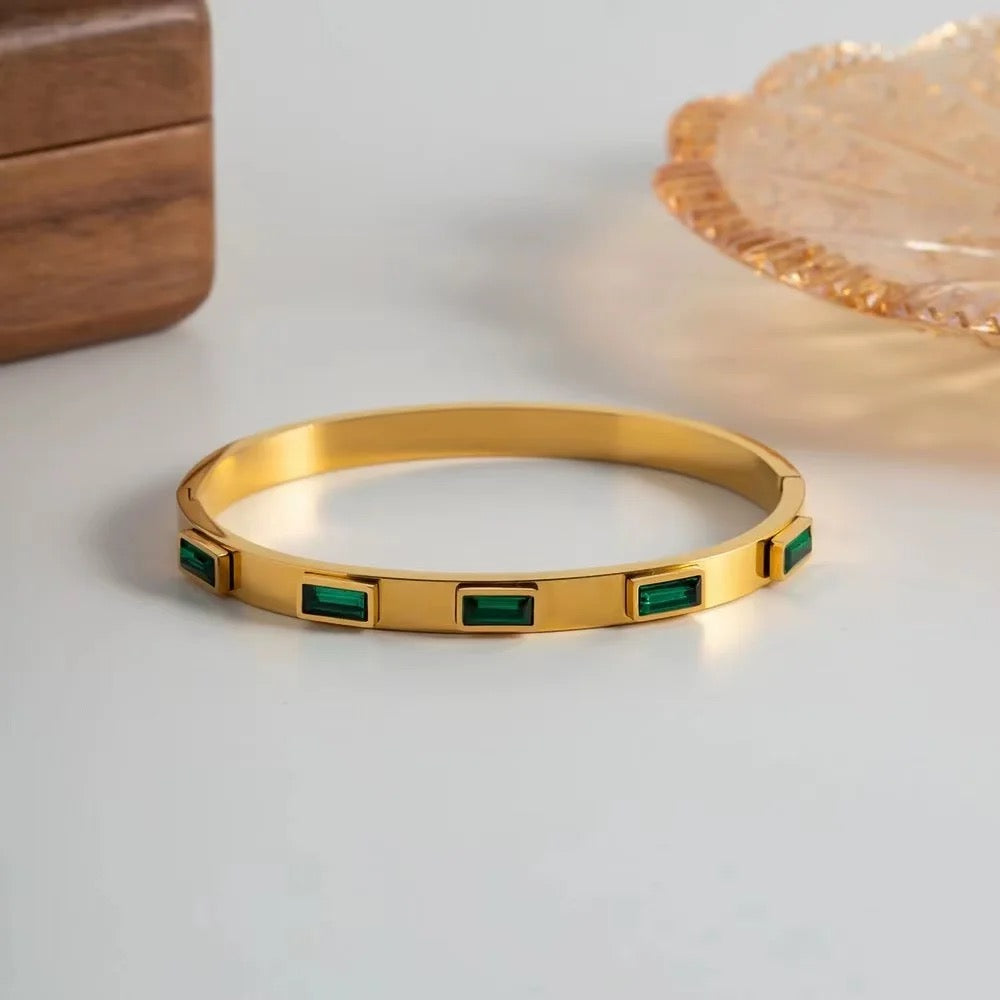 Petra Emerald Bracelet