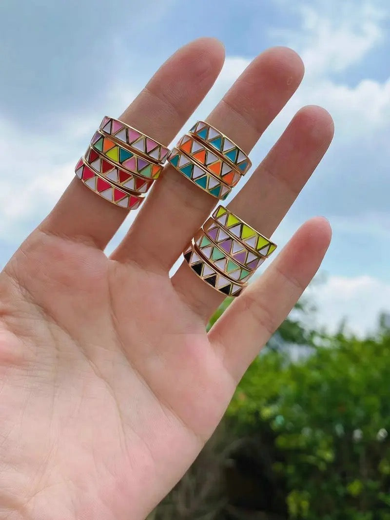 ZigZag Rings