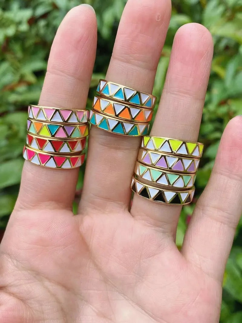 ZigZag Rings