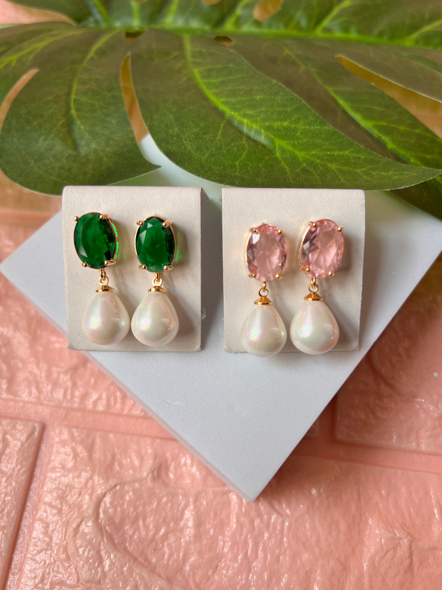 Daisy Pearl Earrings