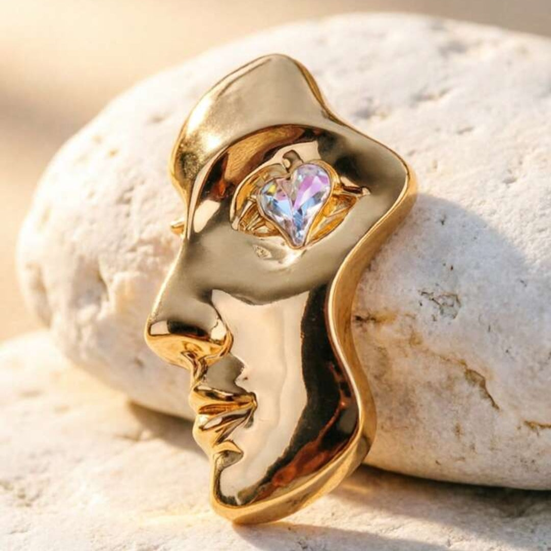Diamond Chehra Brooch - Golden