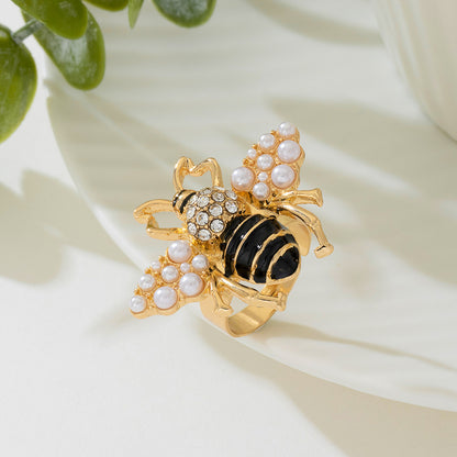 Buzzy Bee Ring