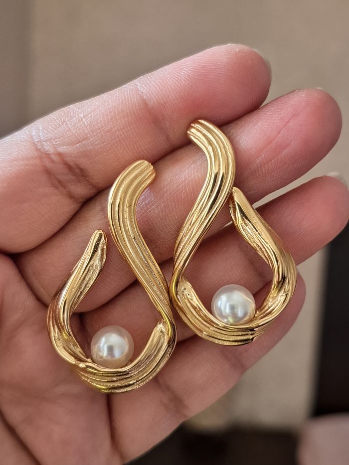 Pearl Pot Earrings