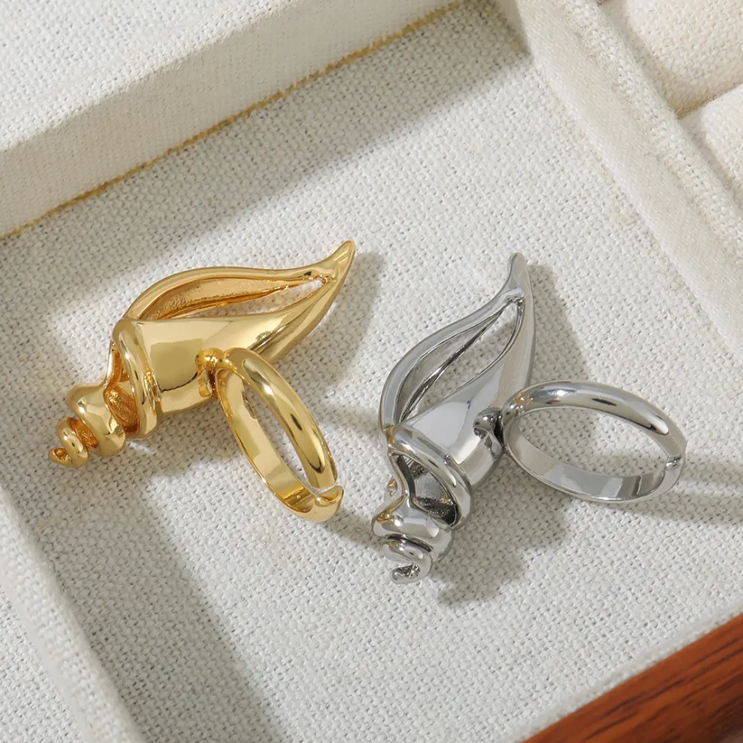Conch Ring - Golden