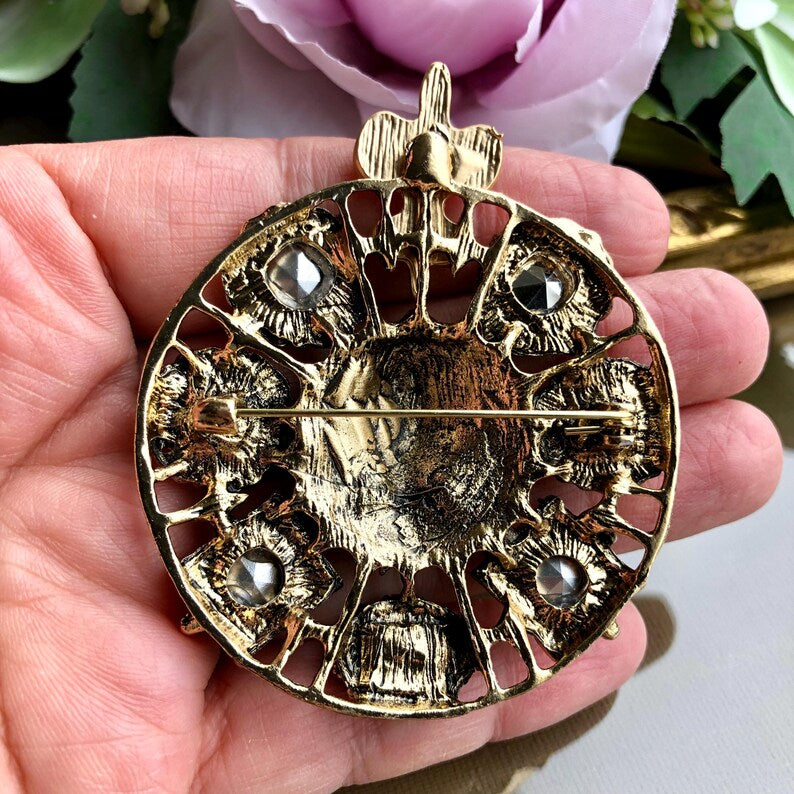 Satrang Lion Brooch