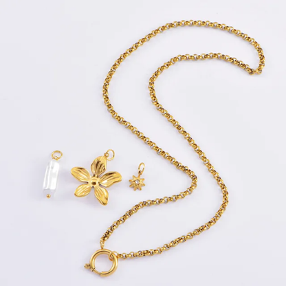 Flew Necklace