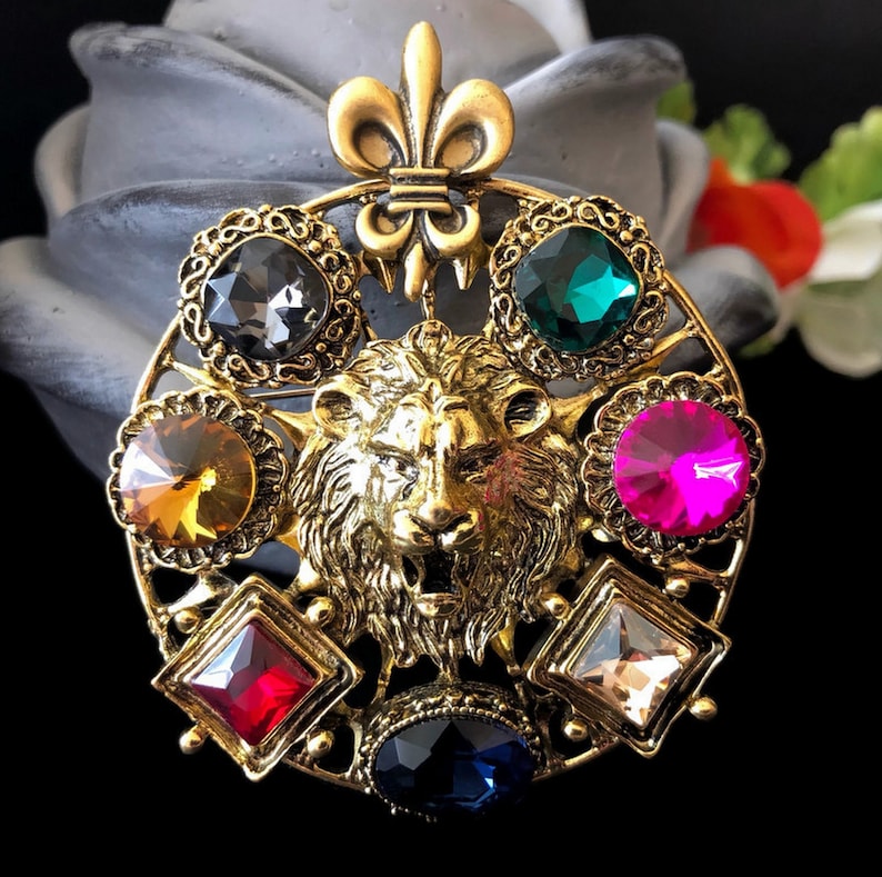 Satrang Lion Brooch