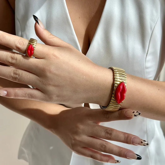 Trevi Kiss Set - Red