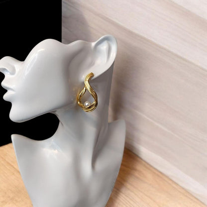 Pearl Pot Earrings